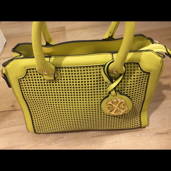 Handbag - Picture 3 of 7